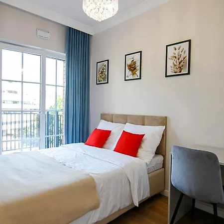 Bulwar Staromiejski Stare Centrum * Wrocław