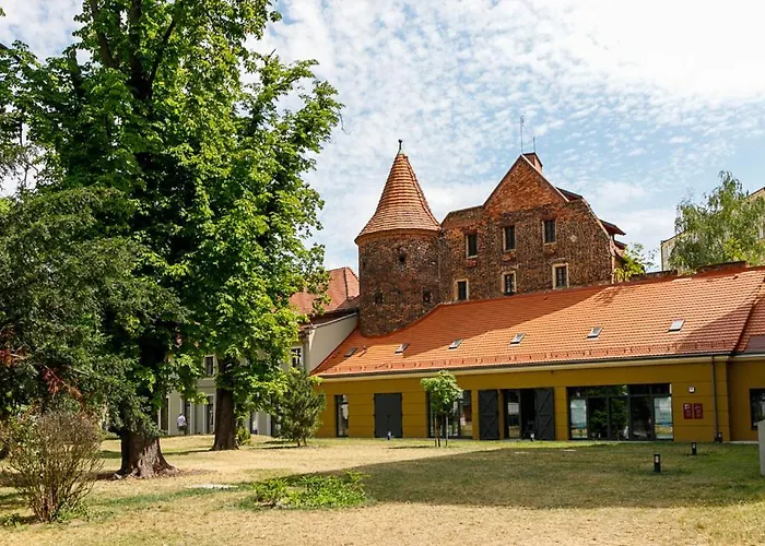 Bulwar Staromiejski Stare Centrum *